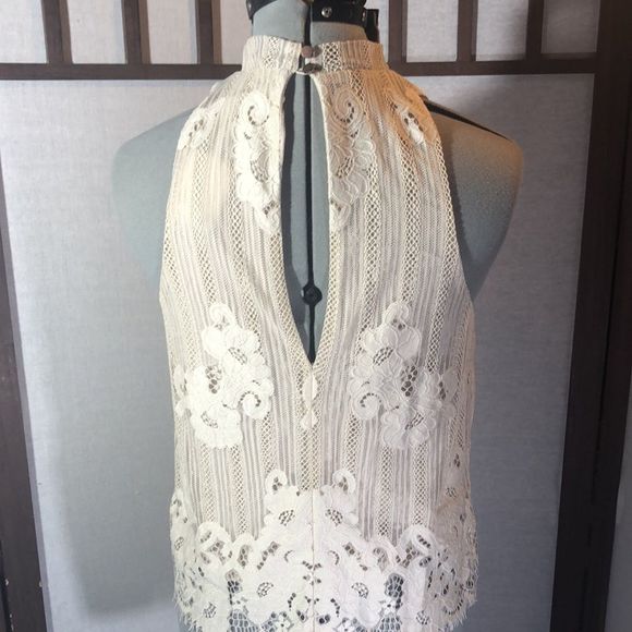 Urban Outfitters Kimchi Blue Tilly Mock Neck Ivory Lace Top NWT Size Large - Picture 11 of 13